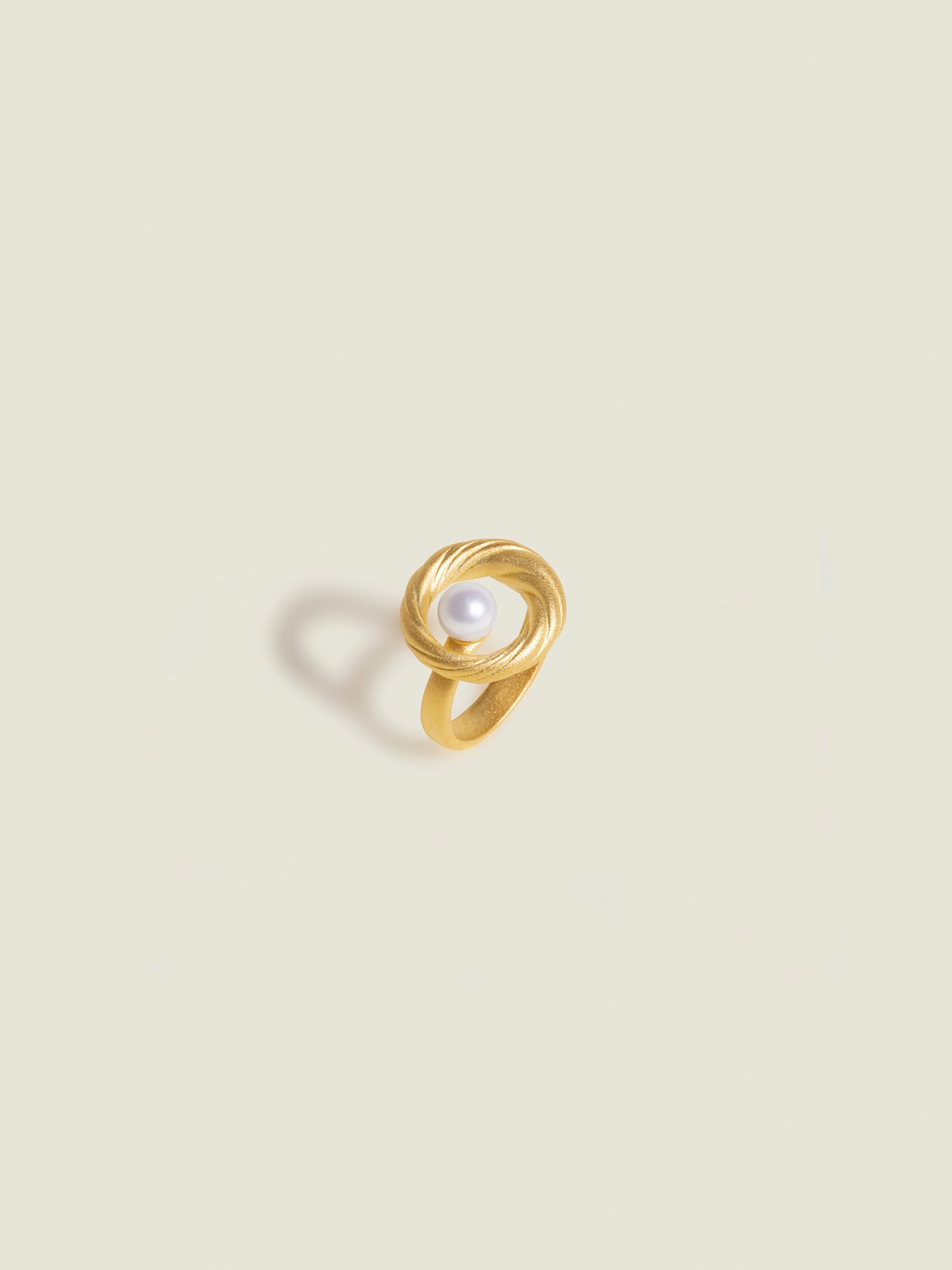 Floating Pearl Ring