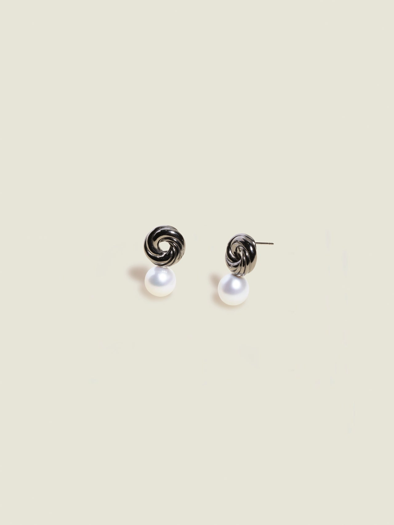 Black Silver Pearl Drop Earrings