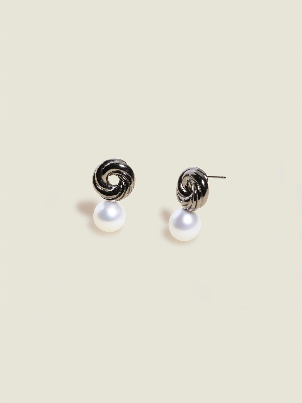 Black Silver Pearl Drop Earrings