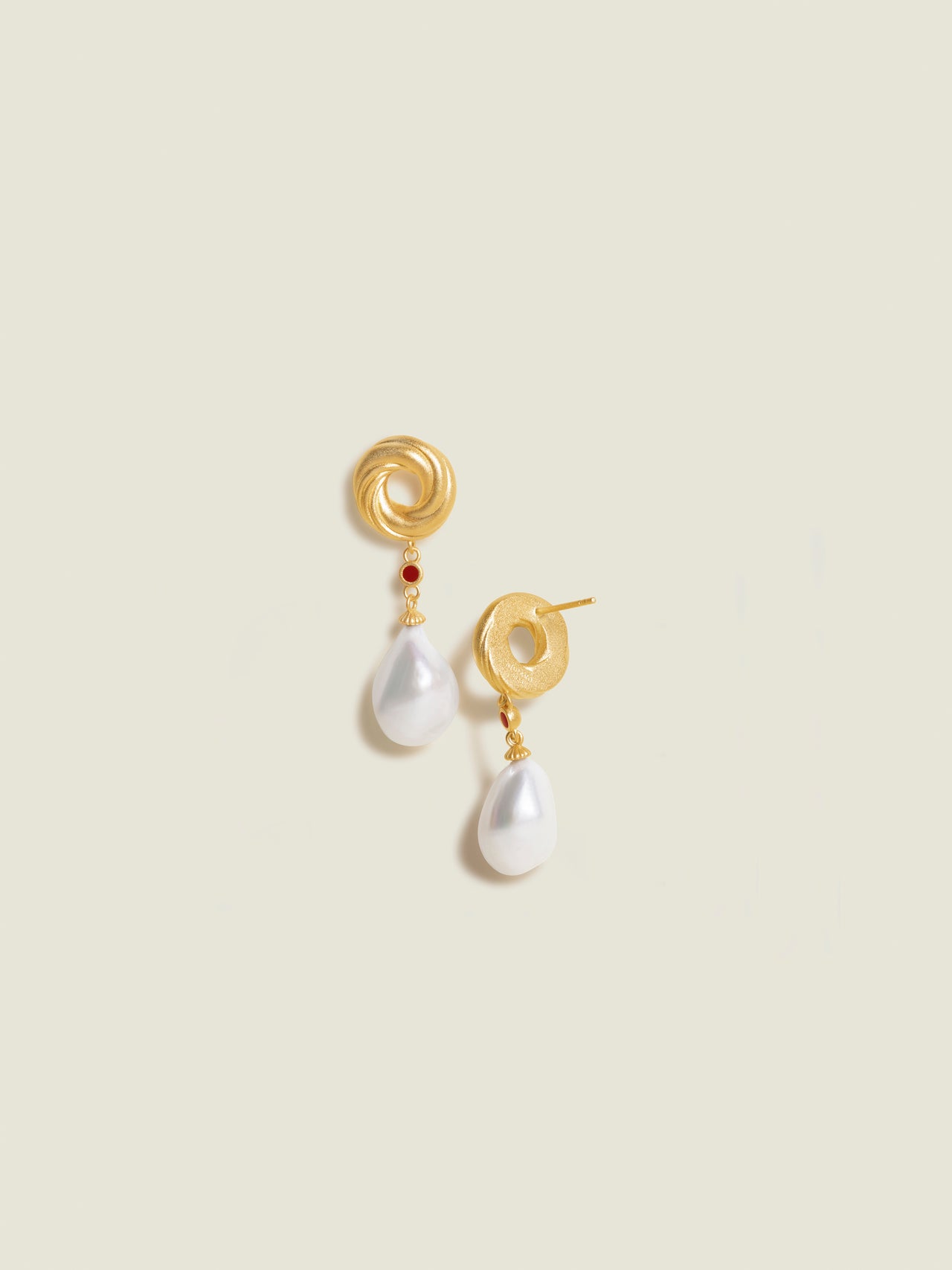 Pearl Dangle Earrings