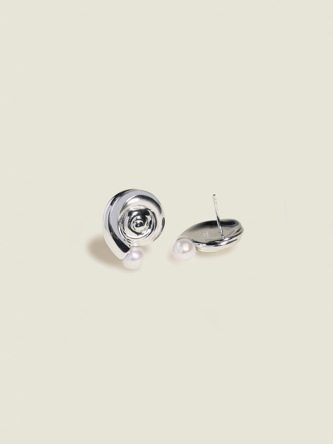 Silver Biwa Whorl Pearl Ear Studs