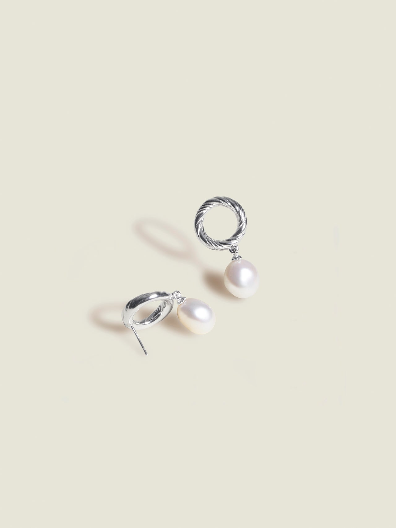 Silver Twirl Pearl Earrings