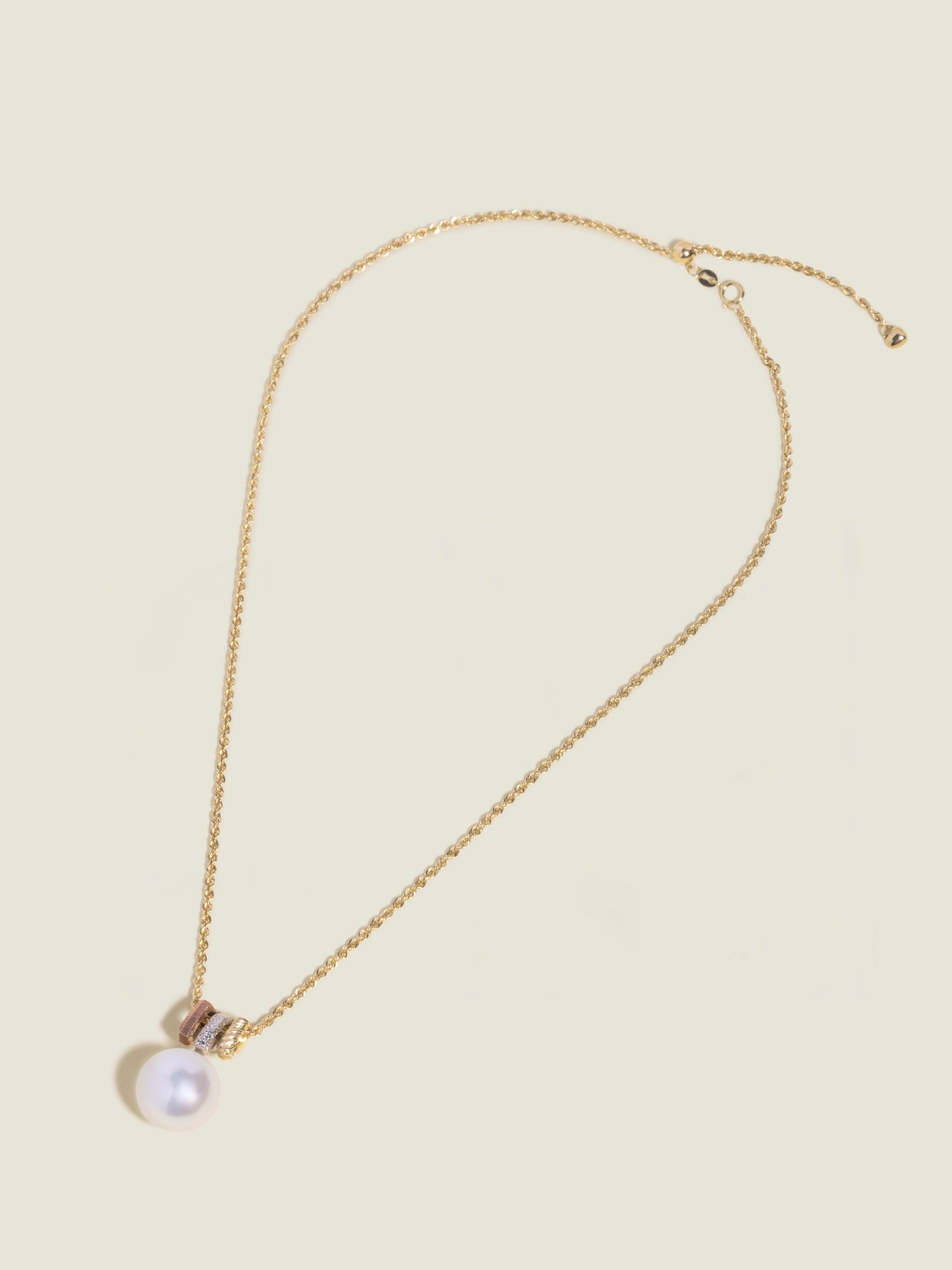 Lakeside Halo  Ikecho Pearl Pendant