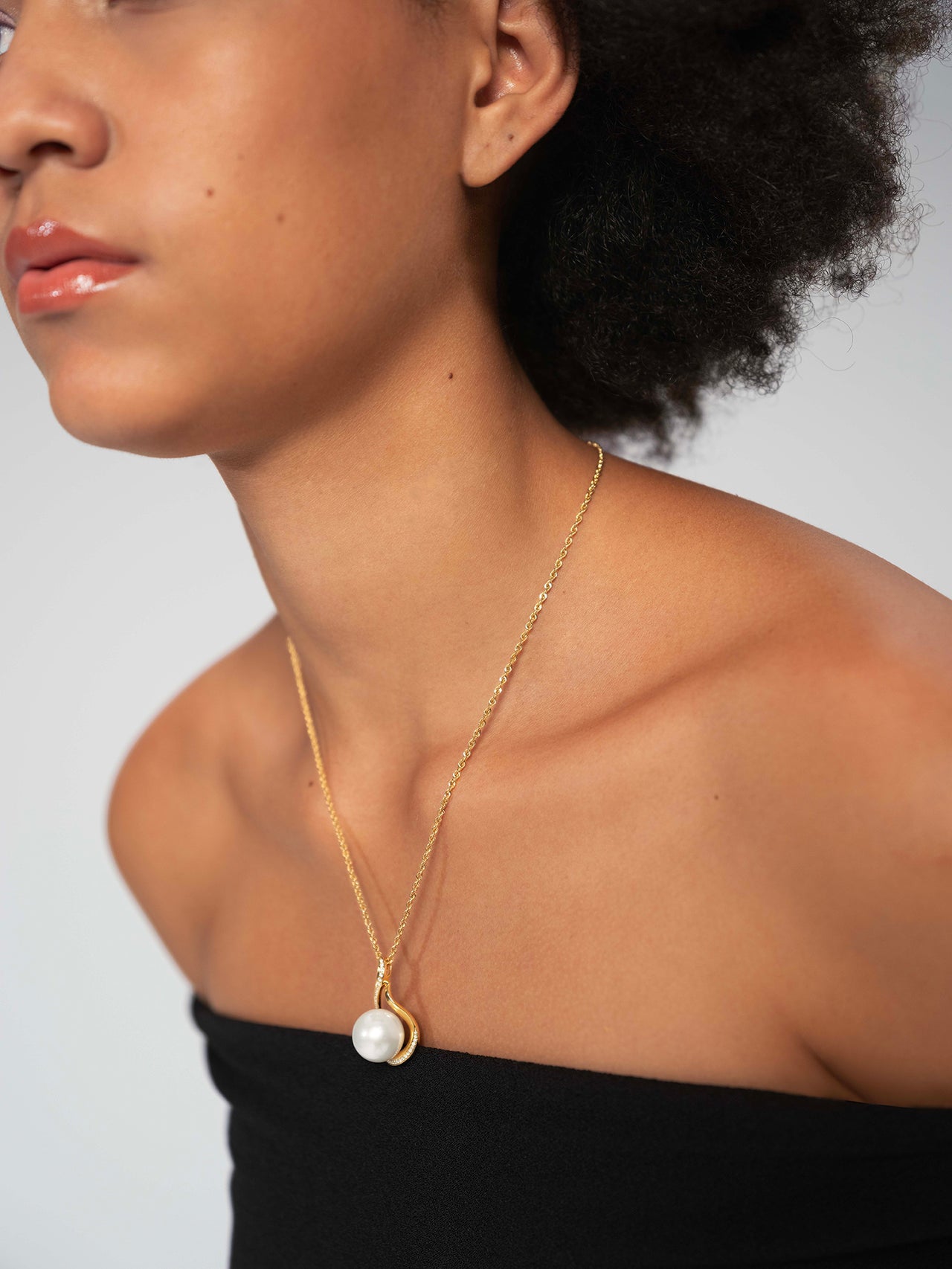 Dewdrop Pearl Pendant