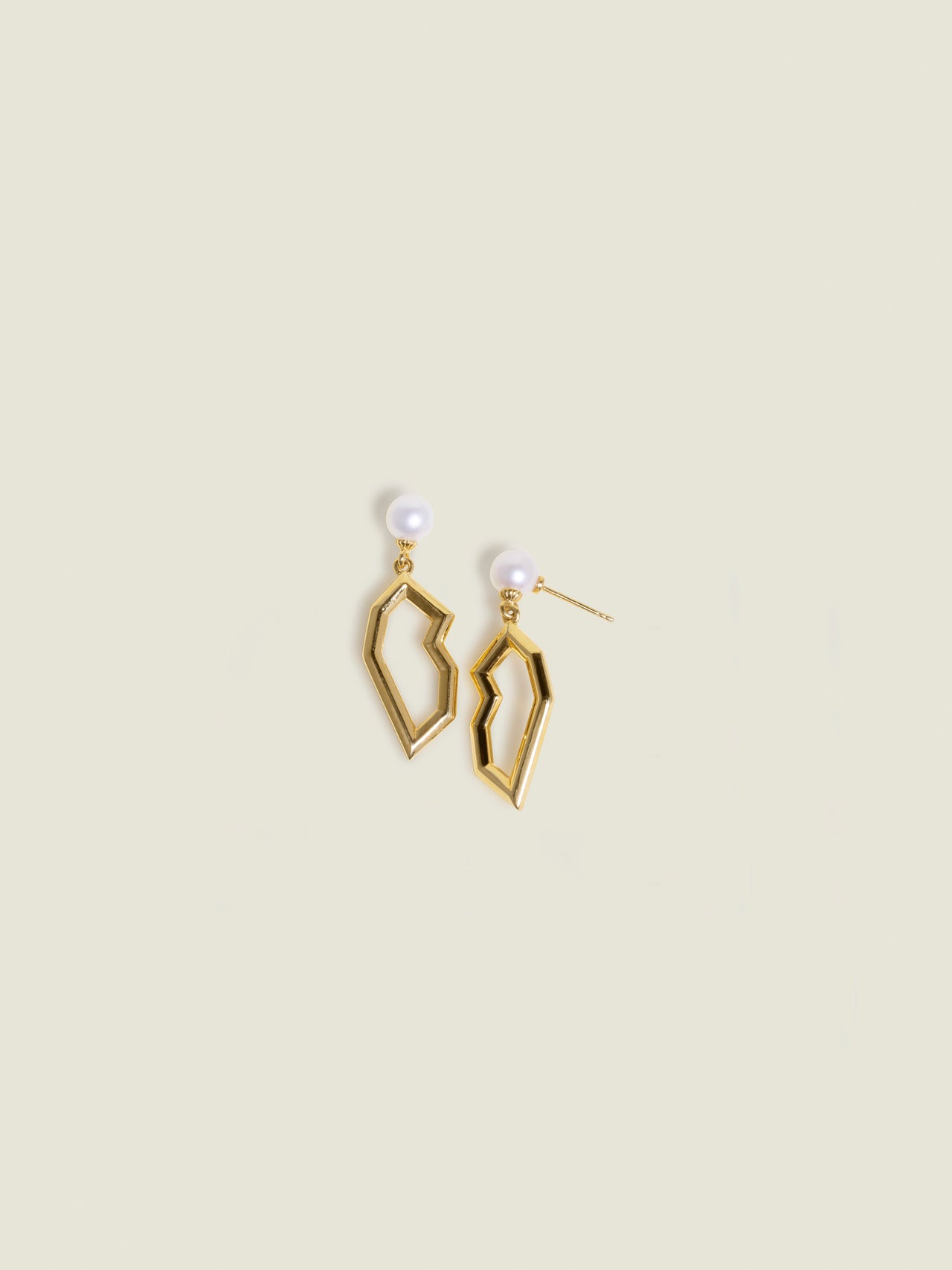 Lake Biwa Silhouette Earrings